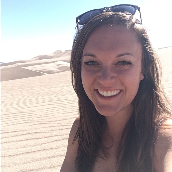 Meet your Posher, Amy - Picture 1 of 1